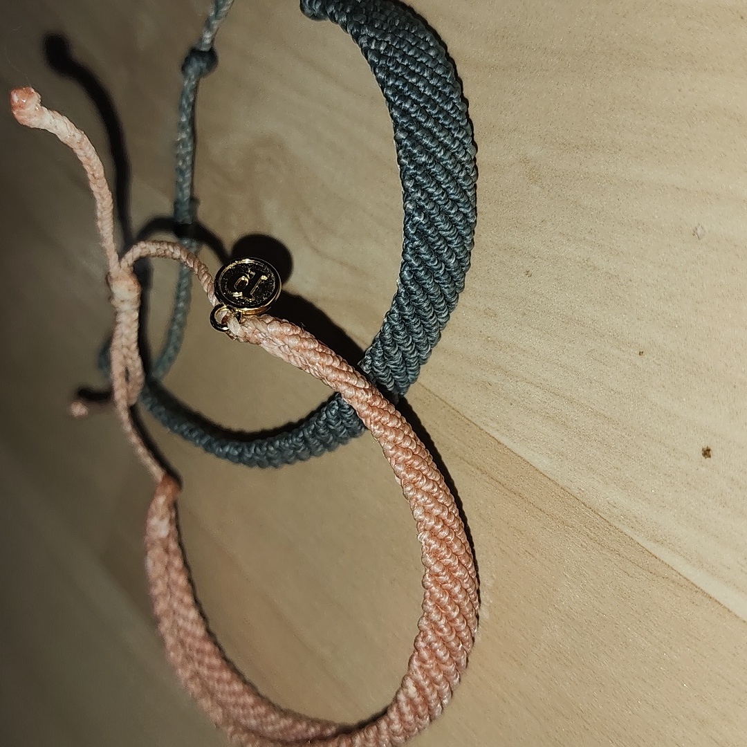 Pura Vida Braided Bracelet Set - Green And Tan 18$